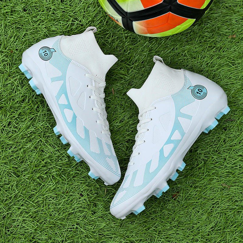 Student Training Broken Nail Football Shoes