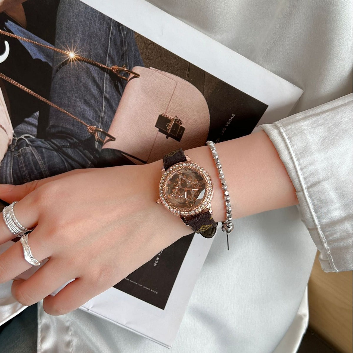 Diamond-encrusted digital women's steel belt