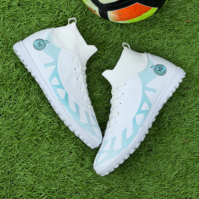 Student Training Broken Nail Football Shoes